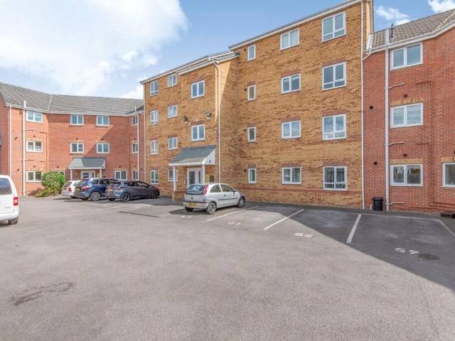 Flat for sale in Armthorpe, South Yorkshire
