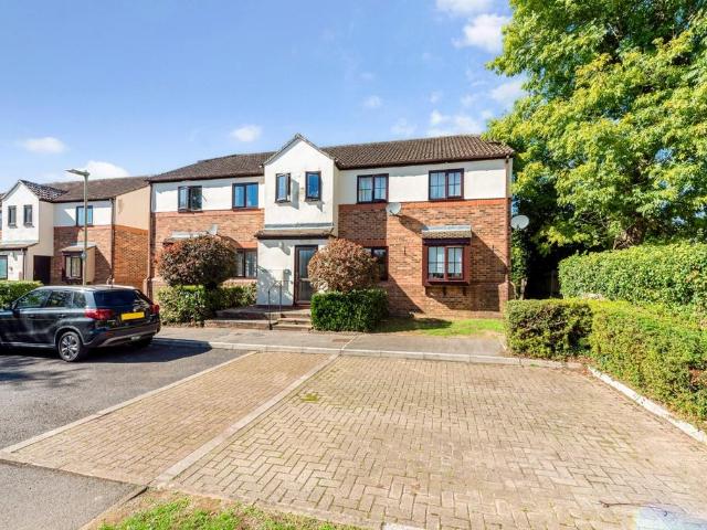 Flat for sale in East Liss, East Hampshire