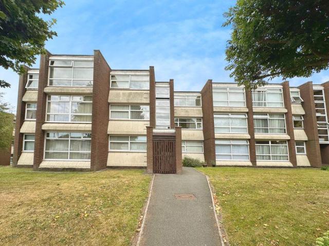 Flat for sale in Walsall, Gillity Village