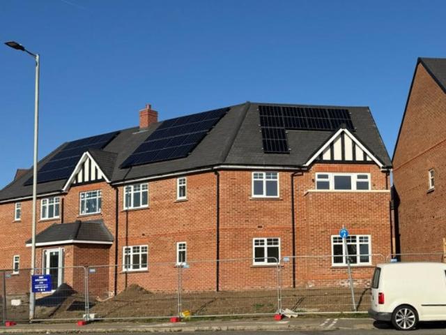 Flat for sale in Amen Corner, Binfield