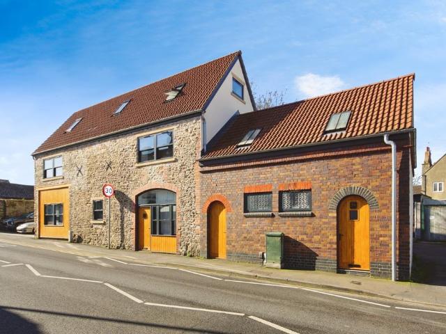 Flat for sale in Lower Morton, South Gloucestershire