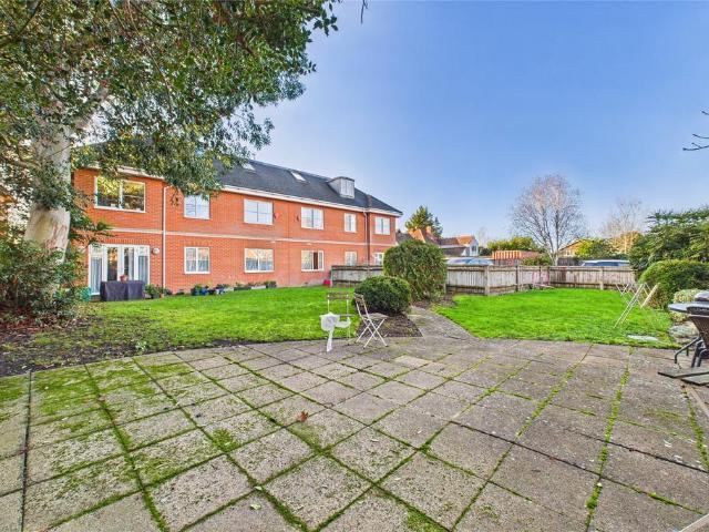 Flat for sale in Winnersh