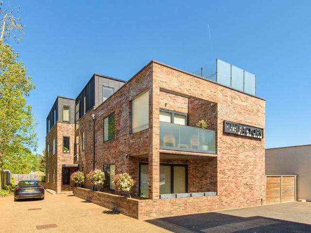 Flat for sale in North Finchley, Isle Of Man