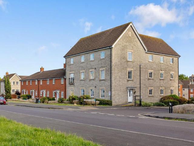 Flat for sale in Whitehall, Feckenham