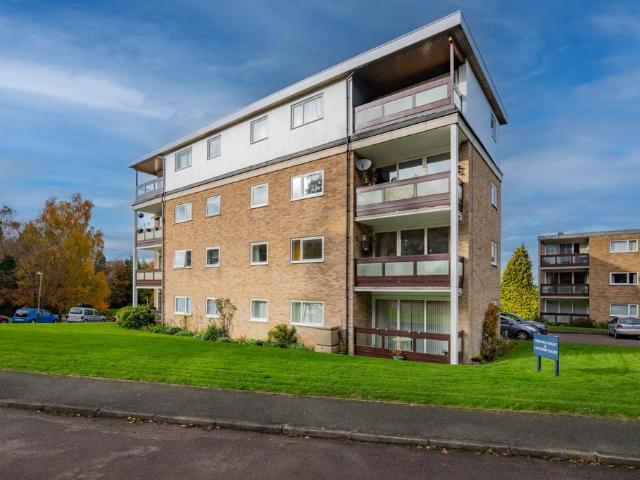 Flat for sale in St James, Sandown Park