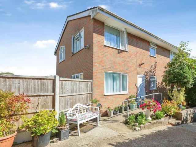 Flat for sale in Kinson, Bournemouth