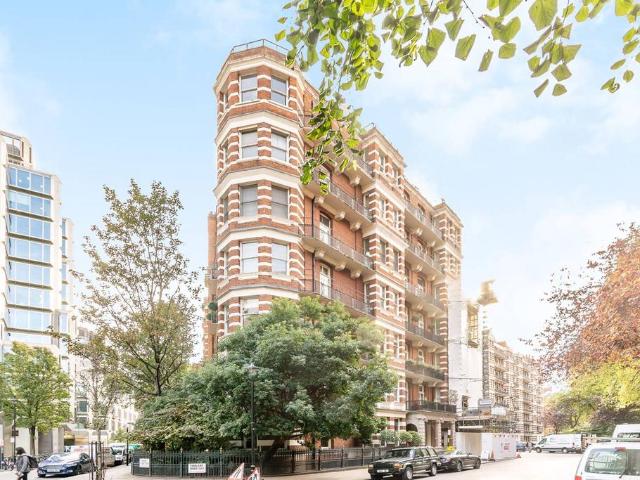 Flat for sale in Victoria, Isle Of Man