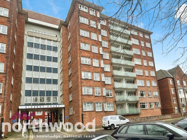 Flat for sale in Southport, Sefton