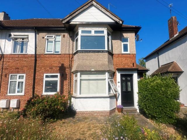 Flat for sale in London Borough of Hillingdon, Greater London