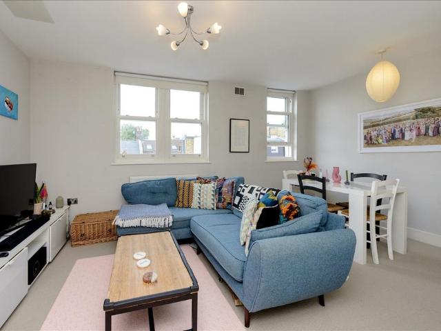 Flat for sale in Shepherd's Bush, Isle Of Man