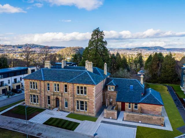 Flat for sale in Lentran, Scotland