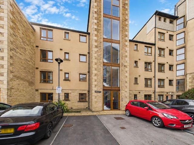 Flat for sale in Castle and Priory Precinct, Bare