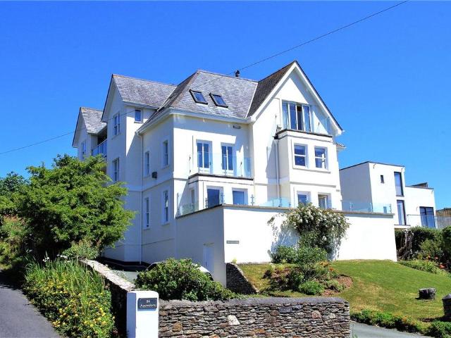 Flat for sale in Strode, Devon