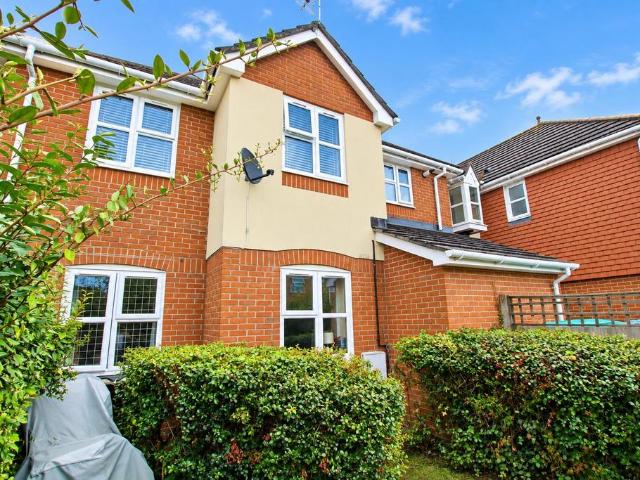 Flat for sale in Eastleigh, Helford