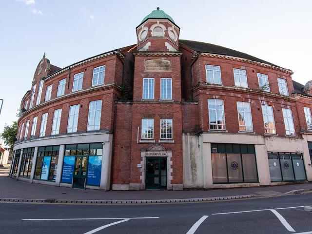 Flat for sale in Titchfield, Hucknall