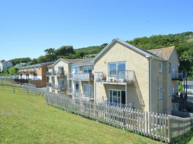 Flat for sale in Cowlease, Ventnor