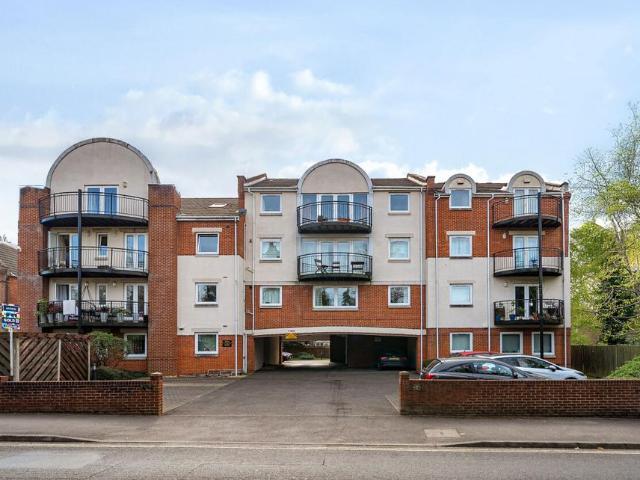 Flat for sale in Banister's Park, City Of Southampton