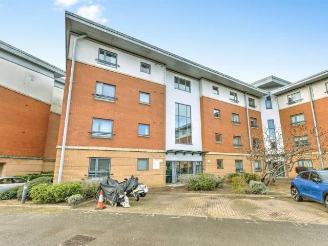 Flat for sale in Far Cotton and Delapre, Far Cotton