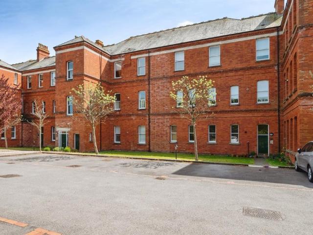Flat for sale in Charlton Down, East Dorset