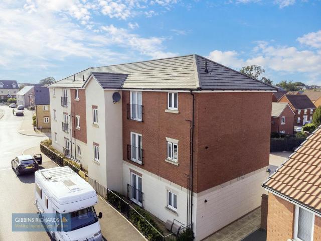 Flat for sale in North Petherton, Somerset