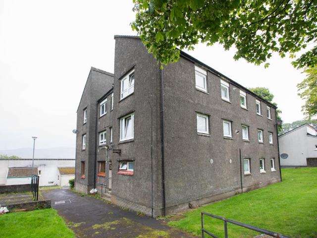 Flat for sale in Bonhill, Scotland