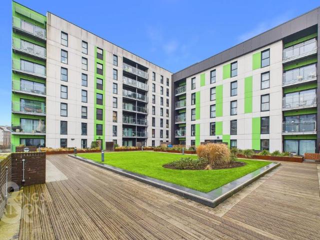 Flat for sale in East Bank, Norfolk