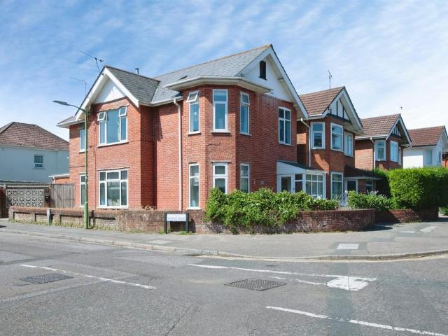 Flat for sale in Springbourne, Bournemouth