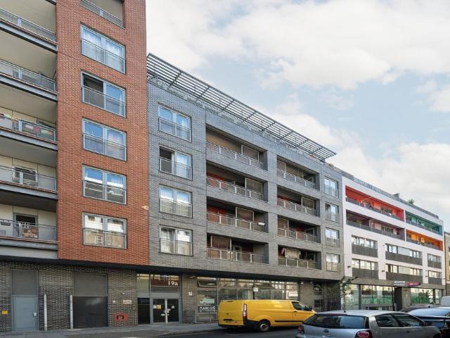 Flat for sale in St. George in the East, Whitechapel