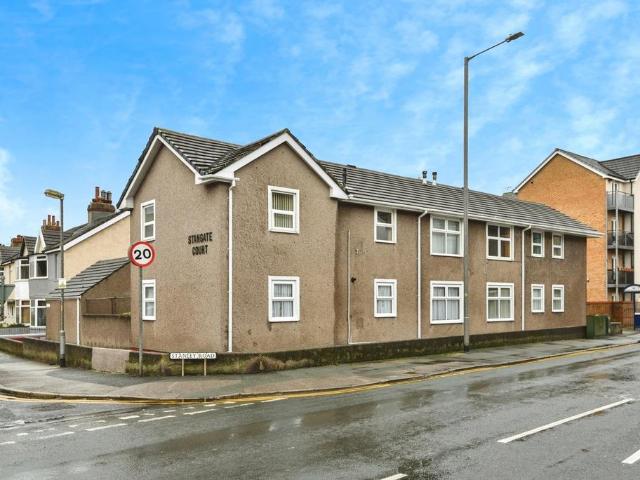 Flat for sale in Bare, Lancashire