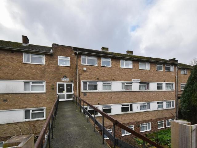 Flat for sale in Ore, Guestling Green