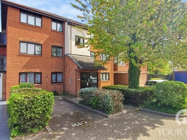 Flat for sale in Milton, Hamerton