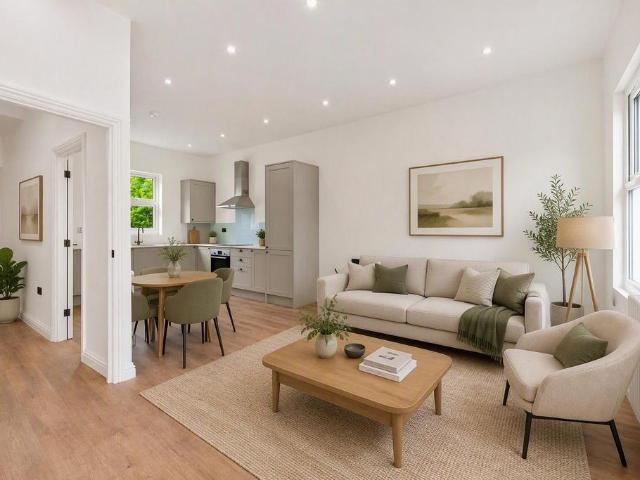 Flat for sale in London Borough of Lambeth, Greater London