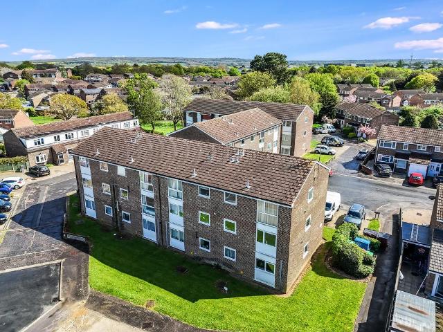 Flat for sale in Chelmsford, Essex