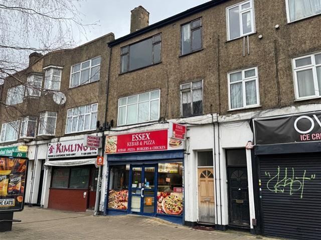 Flat for sale in Dagenham, Becontree Heath