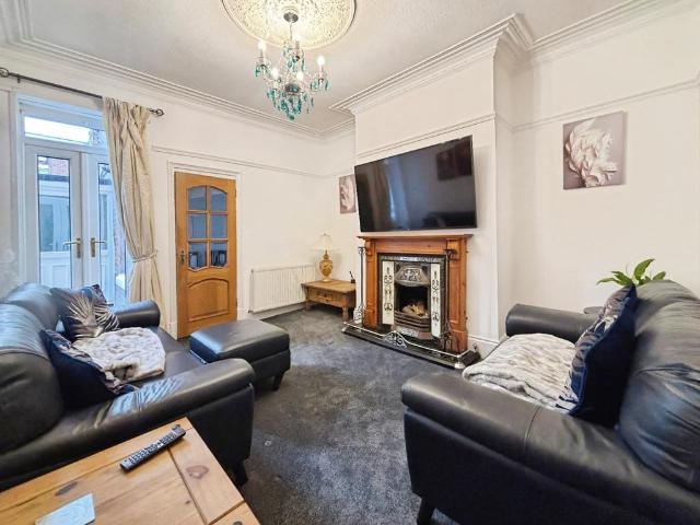 Flat for sale in Westoe, South Shields