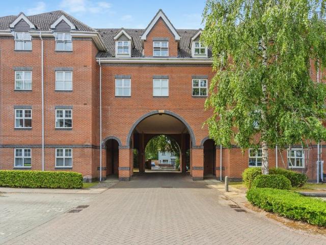 Flat for sale in Georgia, Greater Manchester