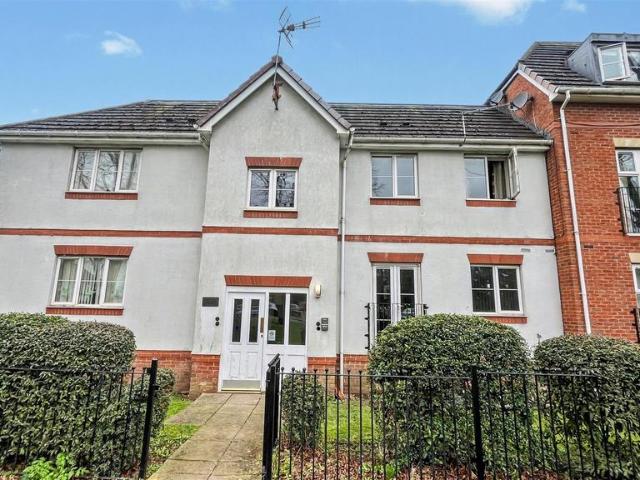 Flat for sale in Warstock, West Midlands