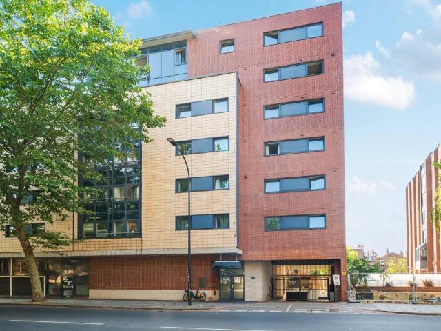 Flat for sale in The Borough, Greater London