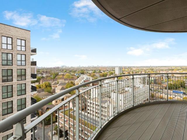 Flat for sale in Greater London