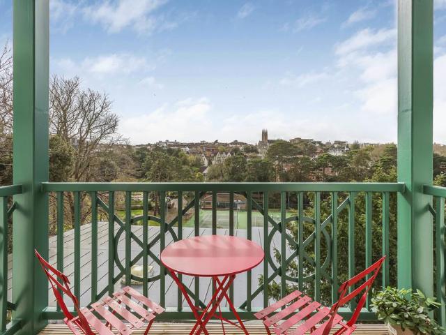 Flat for sale in West Cliff, Bournemouth