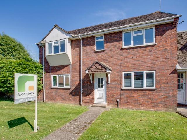 Flat for sale in Beaconsfield and Chepping Wye Community Board, Loudwater