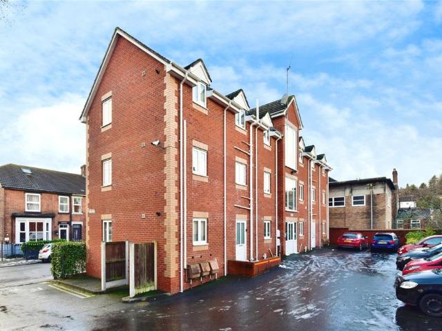 Flat for sale in Oakhill, Stoke