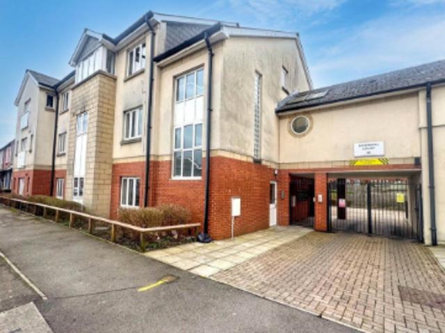 Flat for sale in Somerton, Newport