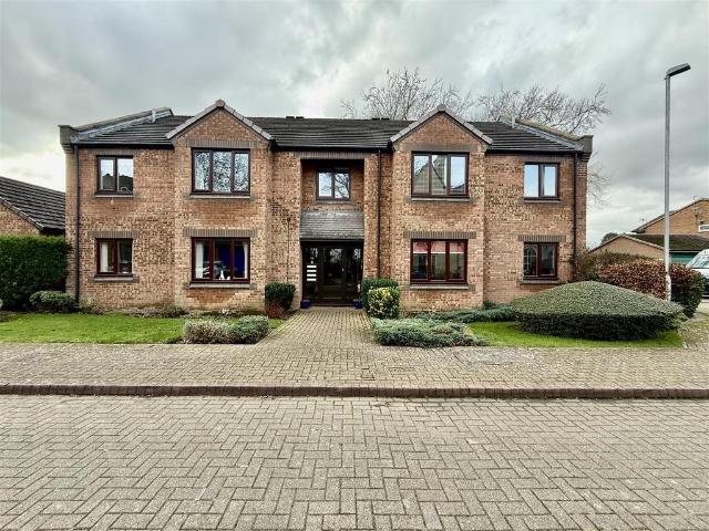 Flat for sale in Hummersknott, Darlington