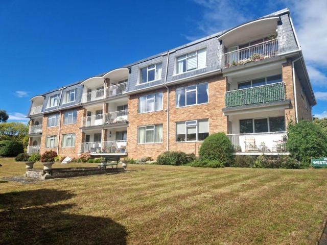 Flat for sale in Budlake, Devon