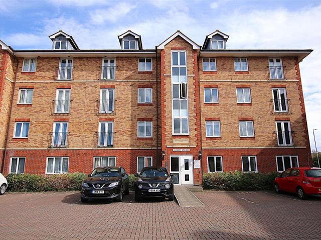 Flat for sale in Far Cotton and Delapre, Far Cotton