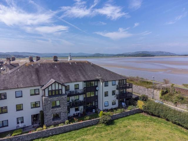 Flat for sale in Arnside