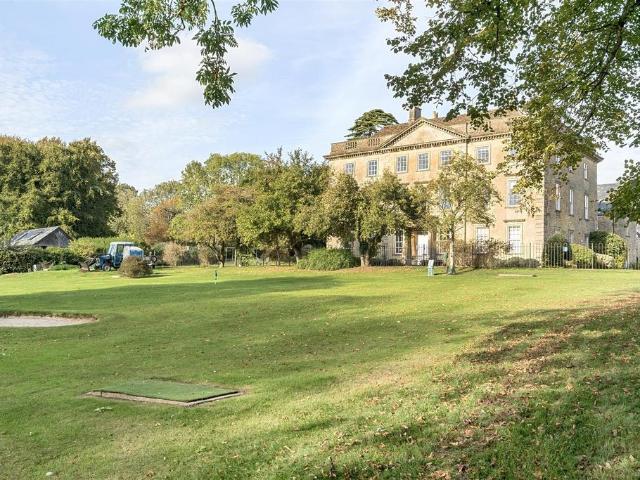 Flat for sale in Chippenham, Wiltshire