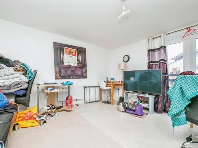 Flat for sale in Stoke, Ipswich