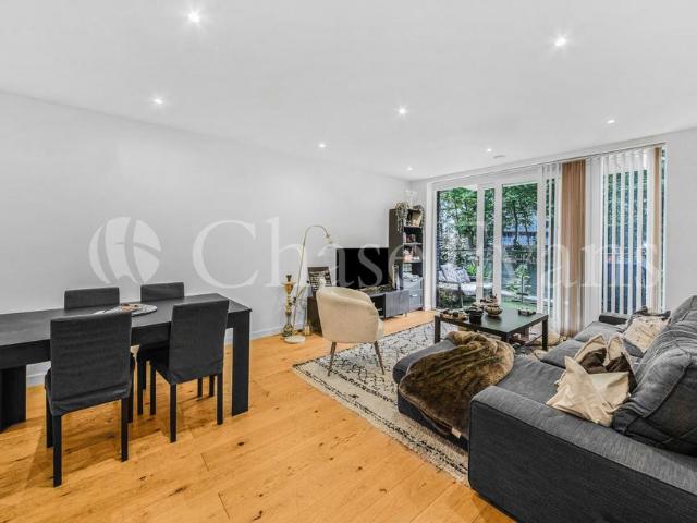 Flat for sale in Kensal Town, Maida Vale